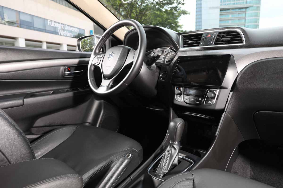 Lý do xe Suzuki Ciaz ế