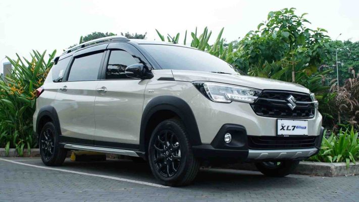 Suzuki XL7 Hybrid về Việt Nam