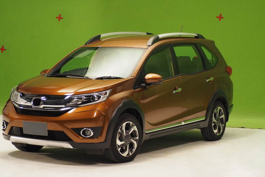 Xe màu nâu đất hợp mệnh gì?