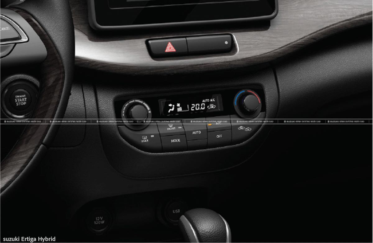 nội thất Suzuki Ertiga Hybrid