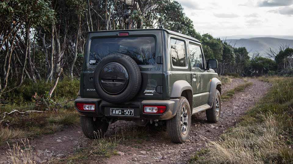 Suzuki Jimny 3 cửa