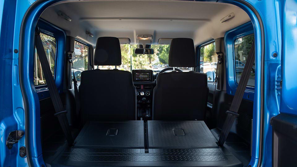 Suzuki Jimny 3 cửa
