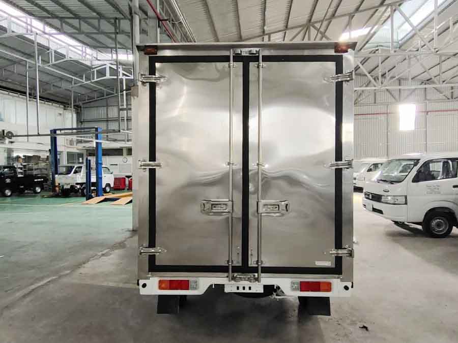 Đánh giá Suzuki Carry Pro thùng kín 750kg
