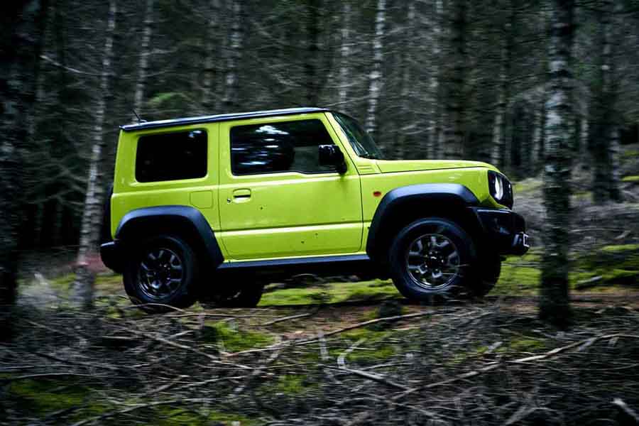 Hãng xe Jeep đứng ngồi không yên với Suzuki Jimny