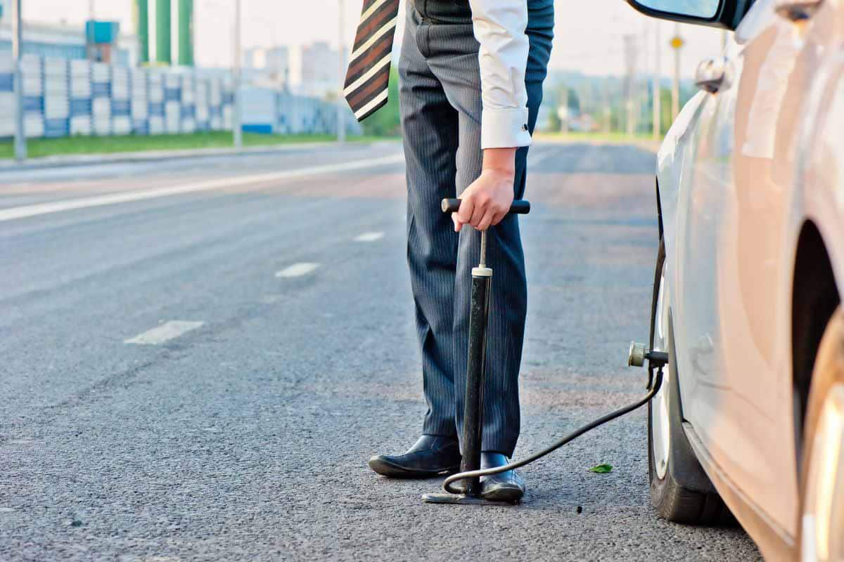 Chọn máy bơm lốp ô tô cho từng loại xe