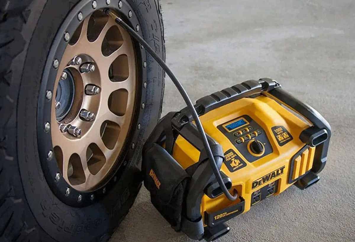 Mẹo mua máy bơm lốp ô tô chất lượng