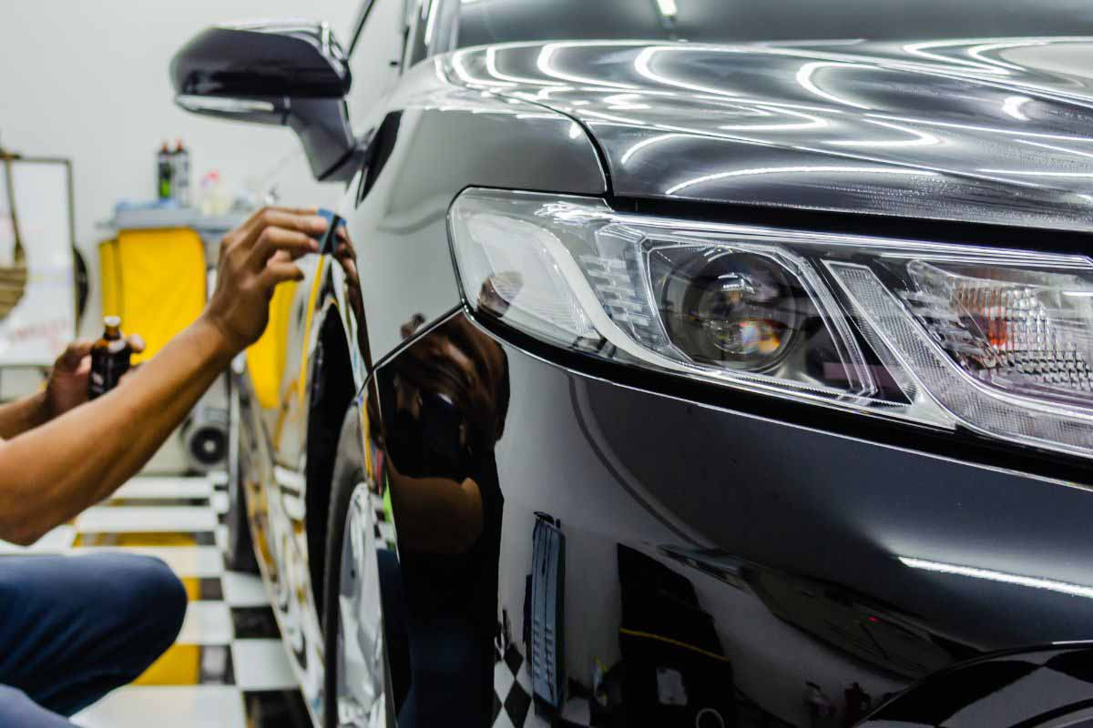 Vai trò của phủ Ceramic trong bảo vệ xe ô tô